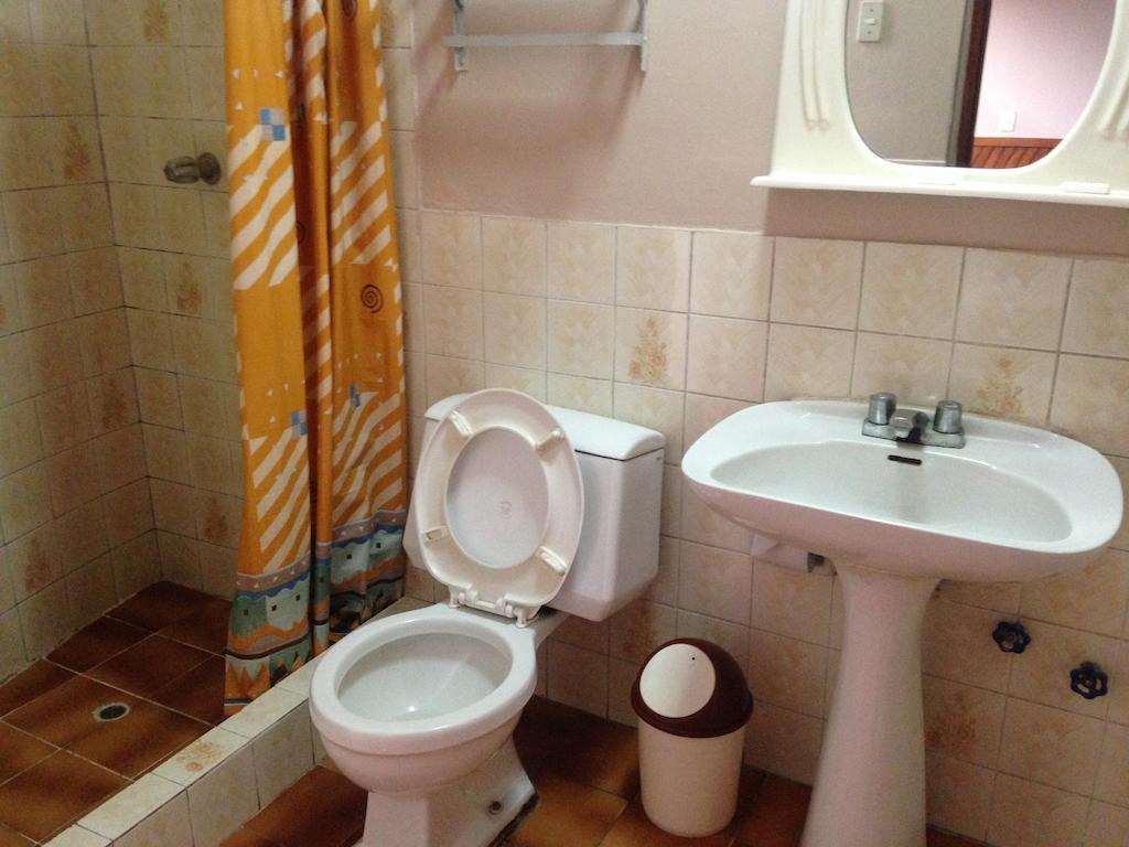 Hospedaje Casa Blanca Уарас Номер фото